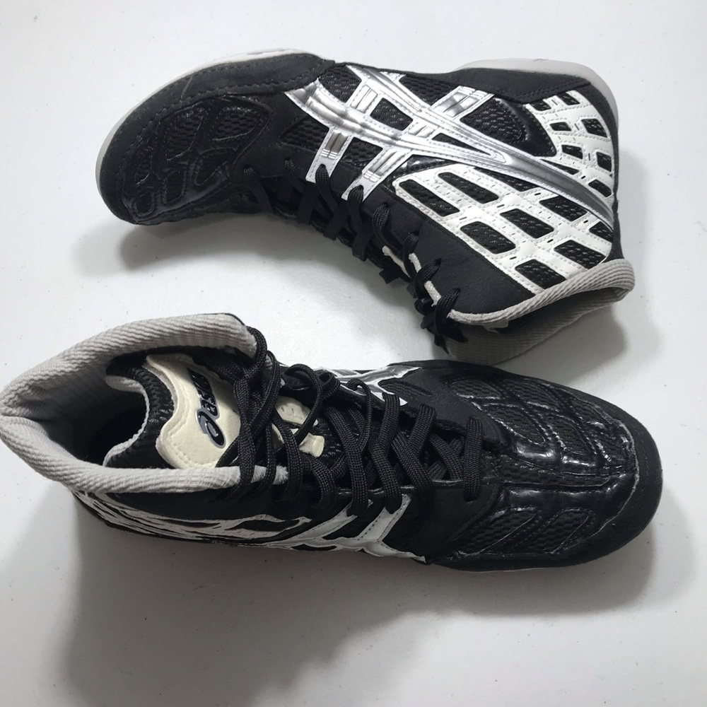 Asics Black and White Men's Athletic Wrestling Sneakers Size 10.5 SB- - Picture 7 of 10